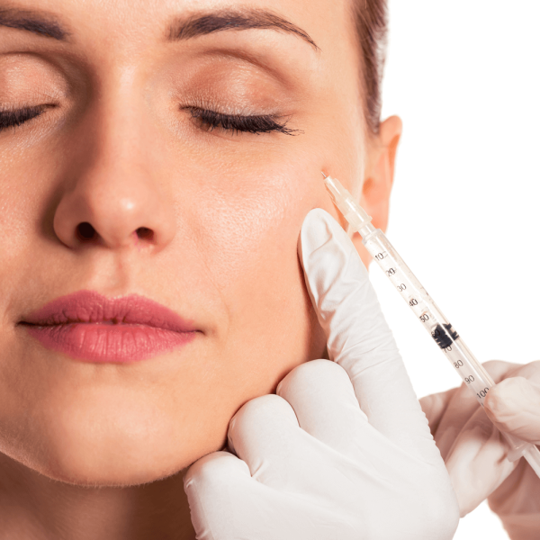 Preenchimentos facial com ácido hialurónico